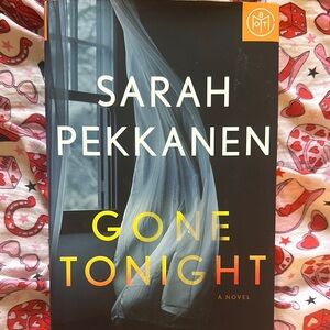 Gone Tonight by Sarah Pekkanen Book